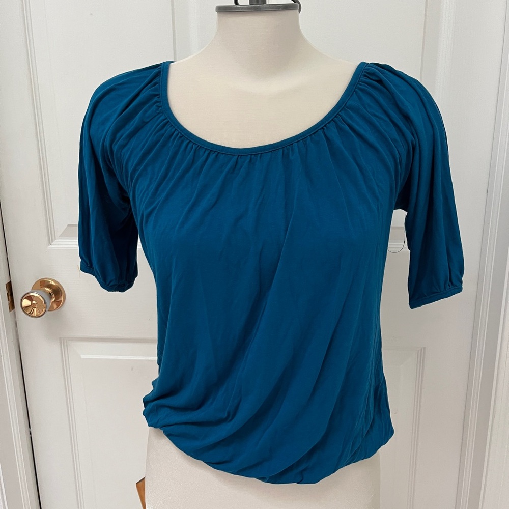 Rubicon Chic Teal Blouse with Scoop Neckline